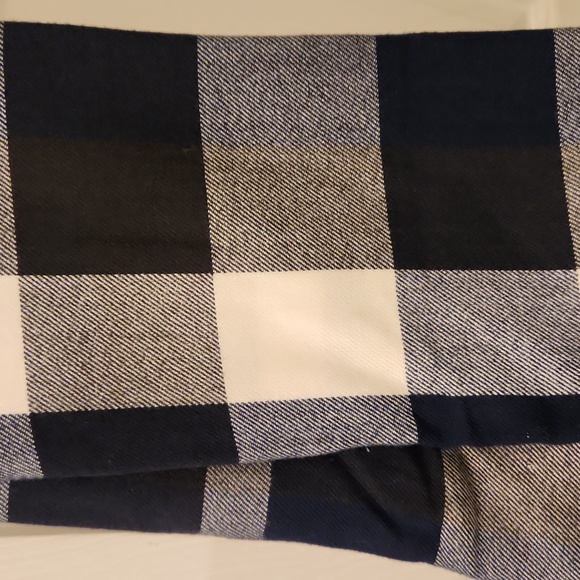 Plush Apparel Scarf - Picture 2 of 4